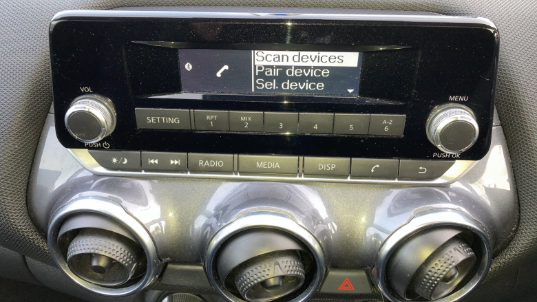 Nissan Juke 1.0 DiG-T 114 Visia 5dr Petrol Hatchback